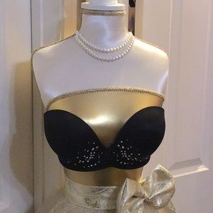 Victoria’s Secret push up strapless bra
